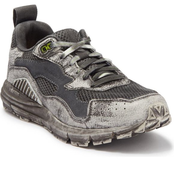 Nomo Distressed Sneaker BRANDBLACK NWT - Picture 1 of 16